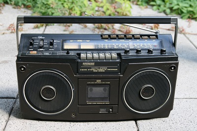 ghettoblaster-vintage-retro-boombox.jpg