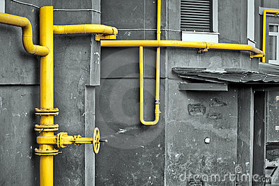 pipe-de-gaz-jaune-8853128.jpg