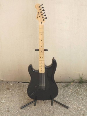 Charvel clone.jpg