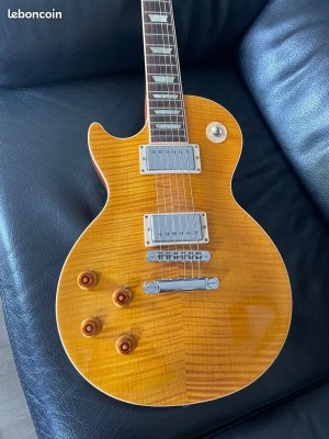 Left handed guitar GIBSON LESPAUL STD.jpg