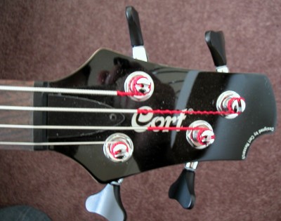 Cort_headstock.JPG